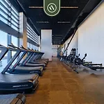 Luxury 2 Bedroom Condo With Amazing City View - Pool